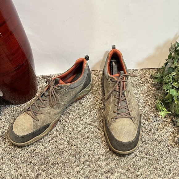 Ecco Receptor Taupe Brown leather Trail Walking Shoes...